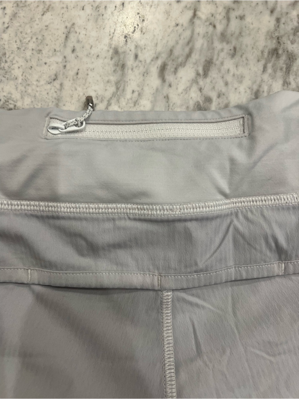 Lululemon Light Grey Athletic Speed Up Short - Picture 5 of 7